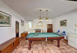 Serene Refuge in Ponta do Sol: Discover the Exclusive Charm of this Country House - A Unique Investment Opportunity