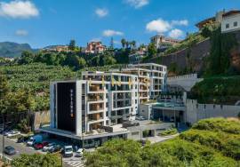 Spectacular 6 Bedroom Penthouse with Pool, Barbecue and Sea View