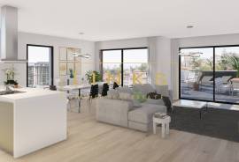Spectacular 6 Bedroom Penthouse with Pool, Barbecue and Sea View