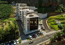 Spectacular 6 Bedroom Penthouse with Pool, Barbecue and Sea View