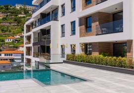 Spectacular 6 Bedroom Penthouse with Pool, Barbecue and Sea View
