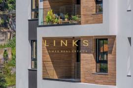 Spectacular 6 Bedroom Penthouse with Pool, Barbecue and Sea View