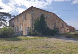 House for sale, 10 rooms - Auch 32000