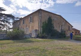 House for sale, 10 rooms - Auch 32000