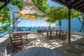 Hotel 1016 sq.m for sale