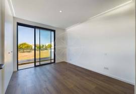 Modern 3 Bedroom House in Fuzeta with Pool and Sea Views