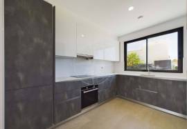 Modern 3 Bedroom House in Fuzeta with Pool and Sea Views