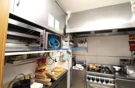 Excellent Snack Bar fully equipped and Running