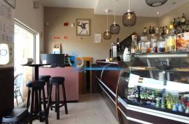 Excellent Snack Bar fully equipped and Running