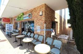 Excellent Snack Bar fully equipped and Running