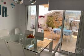 Wonderful townhouse for sale in Pedregalejo
