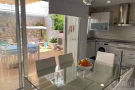 Wonderful townhouse for sale in Pedregalejo