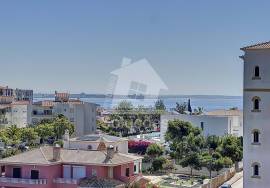 2 bedroom apartments inserted in the Palm Residence Development in Lagos, with Excellent Finishes