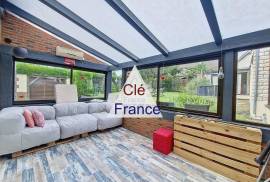 Detached Country House with Swimming Pool