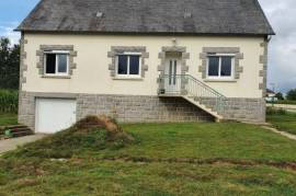 Detached Country House with Outbuilding