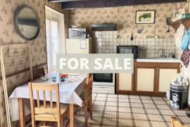 Lovely Cottage with Courtyard, Ideal Holiday Home