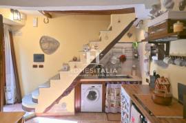 Charming Renovated Gem in Historic Centre