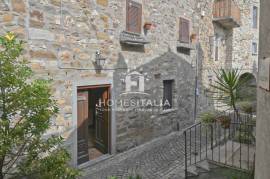 Charming Renovated Gem in Historic Centre