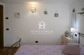 Charming Renovated Gem in Historic Centre