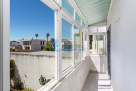 3 bedroom apartment + 3 outbuildings located in Parchal-Lagoa