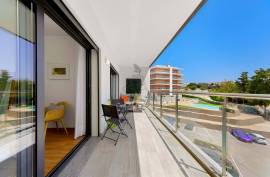 T1 Semi New with Pool in Gated Community with Pool and Box Garage - Praia da Rocha