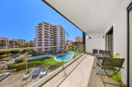 T1 Semi New with Pool in Gated Community with Pool and Box Garage - Praia da Rocha