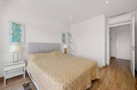 T1 Semi New with Pool in Gated Community with Pool and Box Garage - Praia da Rocha