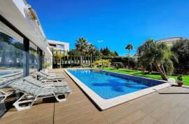 Luxury Villa with Contemporary Architecture in the Urbanization Belmonte - Portimão