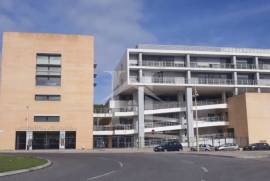 Terreno no Casalinho de Ajuda junto ao Polo Universitário da Ajuda Terreno no Casalinho de Ajuda junto ao Polo Universitário da Ajuda