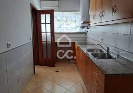 T2 on ground floor with balcony in the city center Viseu
