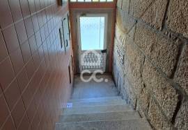 T2 on ground floor with balcony in the city center Viseu