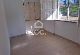 T2 on ground floor with balcony in the city center Viseu