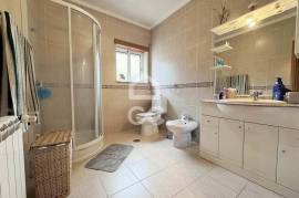 Semi-detached house overlooking the city of Viseu