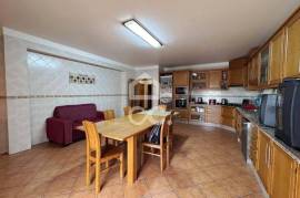 Semi-detached house overlooking the city of Viseu