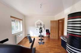 Semi-detached house overlooking the city of Viseu