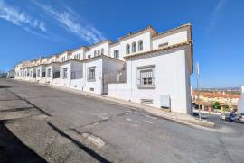 A Gem of Luxury in Historic Ayamonte with 2 Bedrooms, 3 Bathrooms and Stunning River View