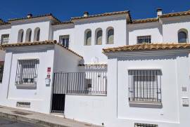 A Gem of Luxury in Historic Ayamonte with 2 Bedrooms, 3 Bathrooms and Stunning River View