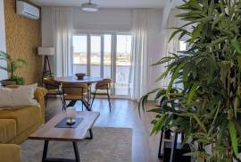 A Gem of Luxury in Historic Ayamonte with 2 Bedrooms, 3 Bathrooms and Stunning River View