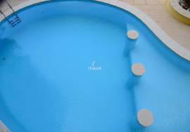 4 bedroom apartment in the Quinta da Nora Condominium - Serra de Carnaxide
