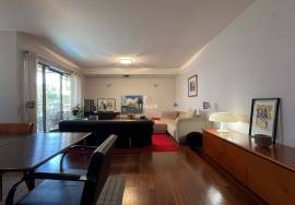 4 bedroom apartment in the Quinta da Nora Condominium - Serra de Carnaxide