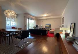 4 bedroom apartment in the Quinta da Nora Condominium - Serra de Carnaxide