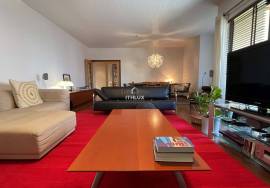 4 bedroom apartment in the Quinta da Nora Condominium - Serra de Carnaxide