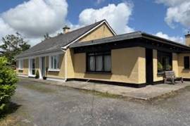Stunning 4 Bed Home With Public Bar For Sale In O’callaghans mills Co. Clare