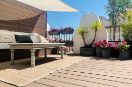 Luxury 1 Bed Penthouse For Sale in Barcelona