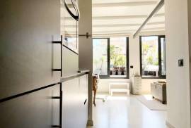 Luxury 1 Bed Penthouse For Sale in Barcelona