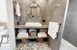 Luxury 1 Bed Penthouse For Sale in Barcelona