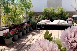 Luxury 1 Bed Penthouse For Sale in Barcelona