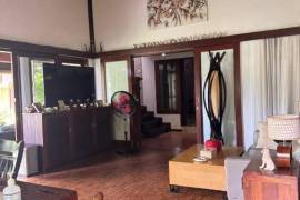 Excellent 5 Bed Villa For Sale In Park view Heights Bali