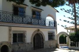 Luxury 5 Bed Chalet Villa For Sale in Isla Plana Cartagena Murcia