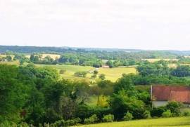 Chillaveau A luxury 6 bed, 2 home Country House with Large Barn, mature Gardens in Grand Brassac, Dordogne,